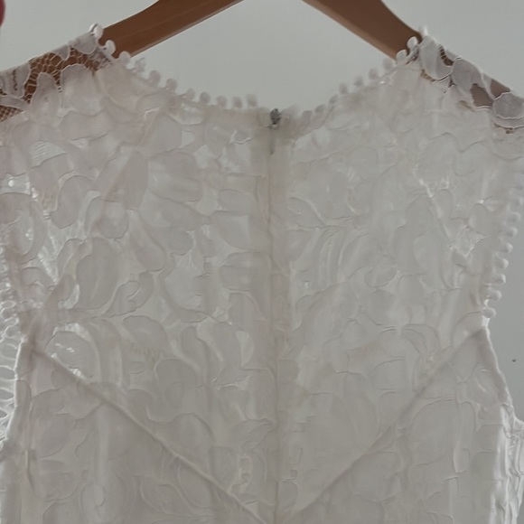 5/$25 White Lace Dress | Reception Dress - Picture 4 of 10